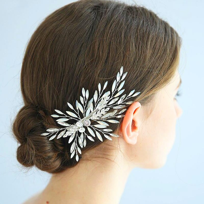 delicate wedding hair accessories