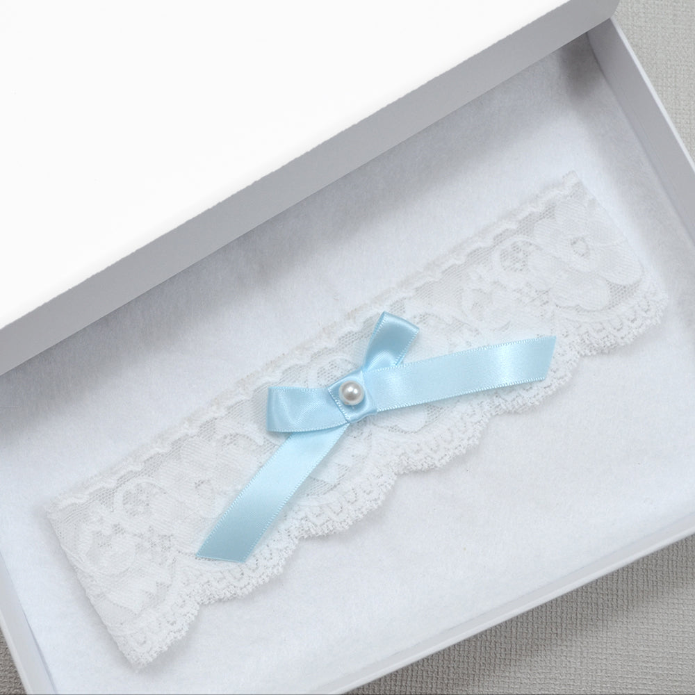 White Stretch Lace Wedding Garter For Fitted Wedding Dress