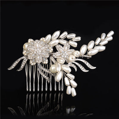 Pretty Floral Crystal & Freshwater Pearl Bridal Headpiece Comb