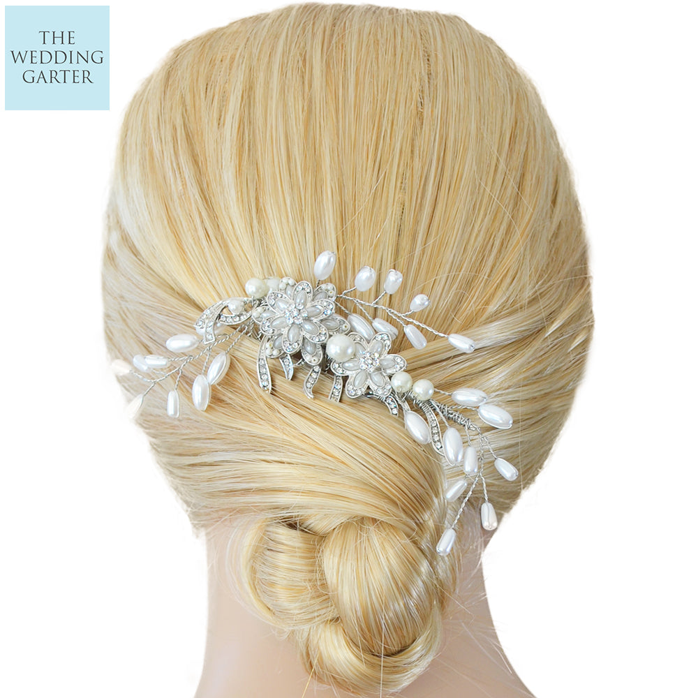 Pretty Floral Crystal & Freshwater Pearl Bridal Headpiece Comb